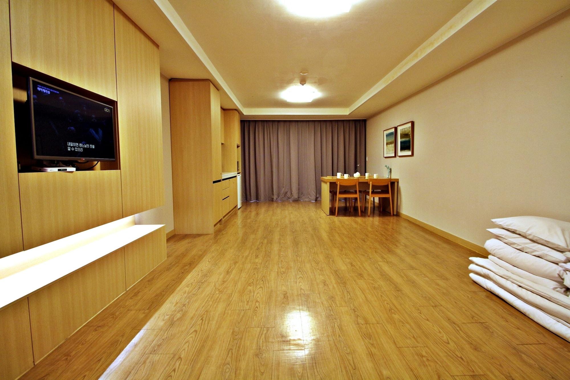 Luceville Seogwipo-stad Buitenkant foto
